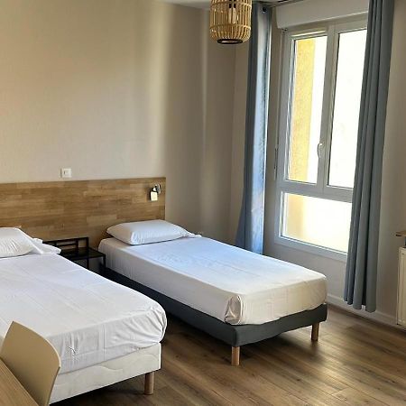 Hotel In Paris Обервільє Екстер'єр фото
