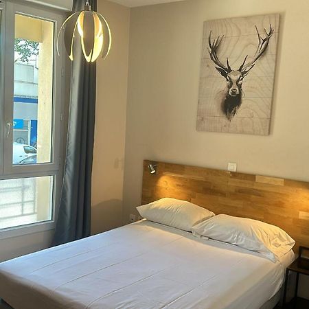 Hotel In Paris Обервільє Екстер'єр фото
